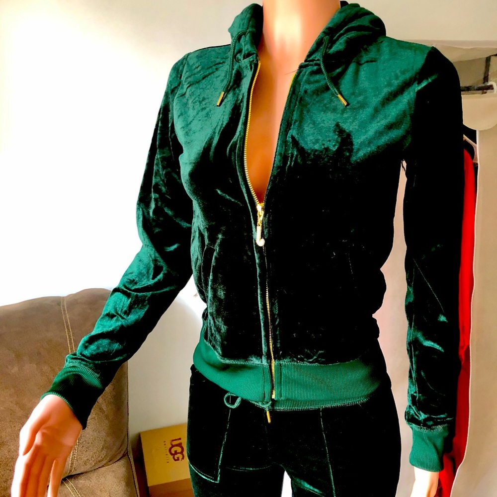 Women Veloure Sweatsuits